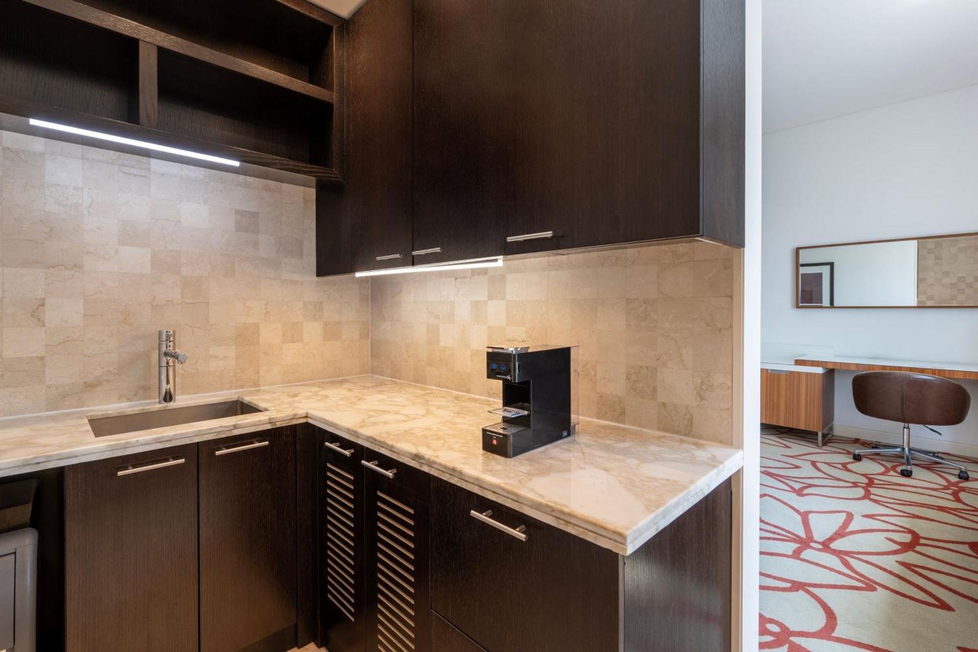 Marriott Downtown 5* Abu Dhabi